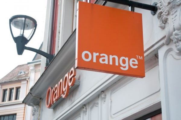 Teléfonos de Tiendas Orange en Madrid